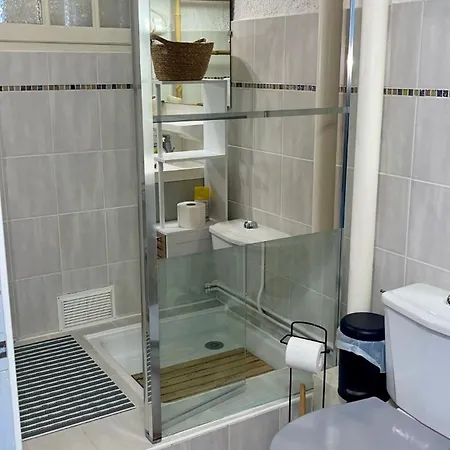 Apartamento Idyllique ! Terrasse Vue Jardin Et Montagne, Parking, Local à Vélos, à 2 Pas De La Et Piscine De Mai à Septembre !