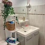 Apartmán Idyllique ! Terrasse Vue Jardin Et Montagne, Parking, Local A Velos, A 2 Pas De La Et Piscine De Mai A Septembre ! *