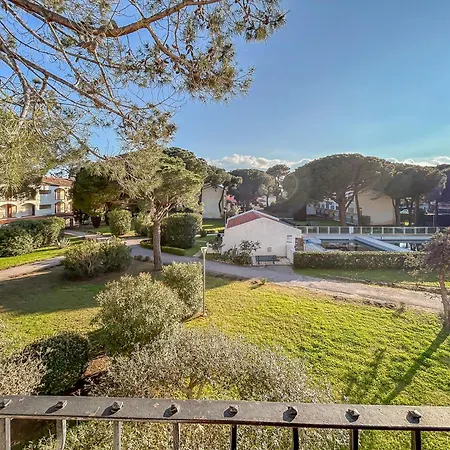 Idyllique ! Piscine, Vue Jardin Et Montagne, Parking, Local A Velos, Et A 2 Pas De La Plage ! *
