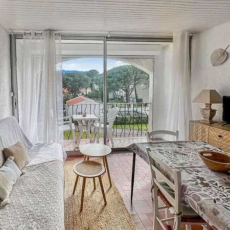 Idyllique ! Piscine, Vue Jardin Et Montagne, Parking, Local A Velos, Et A 2 Pas De La Plage ! Argeles-sur-Mer