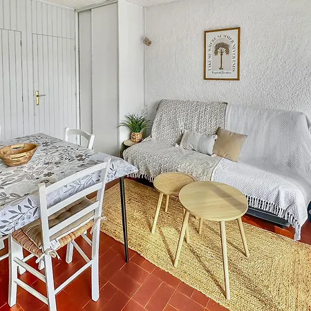 Idyllique ! Piscine, Vue Jardin Et Montagne, Parking, Local A Velos, Et A 2 Pas De La Plage ! *