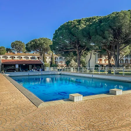 Idyllique ! Piscine, Vue Jardin Et Montagne, Parking, Local A Velos, Et A 2 Pas De La Plage ! Apartment *