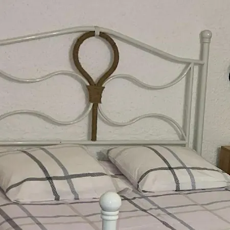 Apartman Idyllique ! Terrasse Vue Jardin Et Montagne, Parking, Local A Velos, A 2 Pas De La Et Piscine De Mai A Septembre ! *